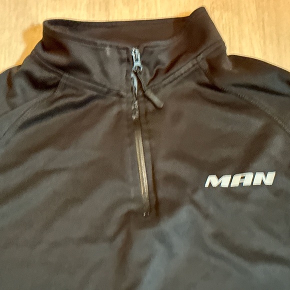 Black boohooMAN Active Fit 1/4 Zip Top, Size Large - Gym Style & Functionality - Picture 12 of 16